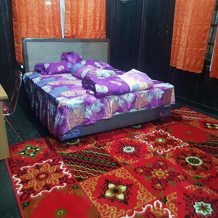 Mimi Guest House Syariah 庞卡兰布翁 外观 照片